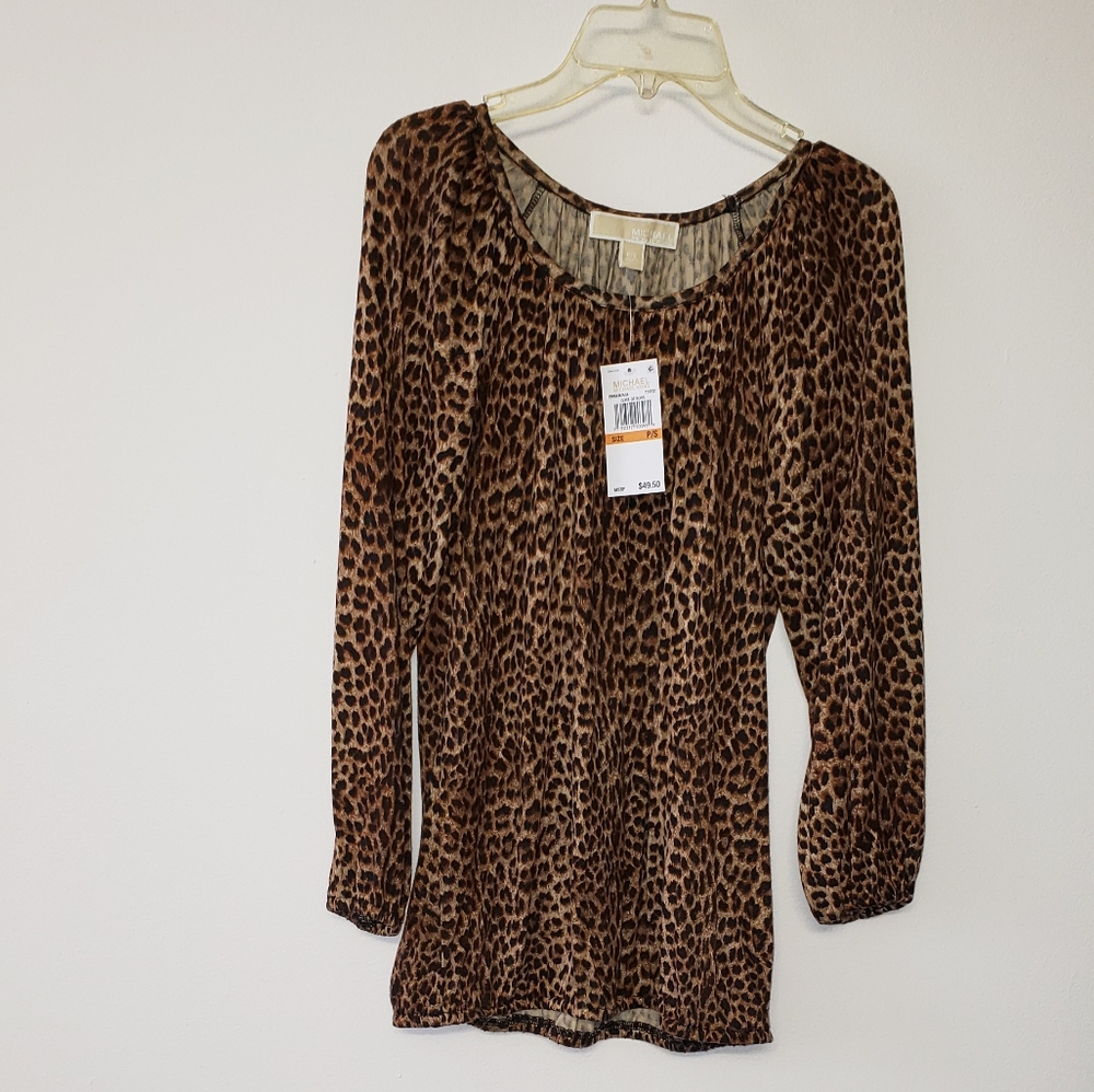 Women top